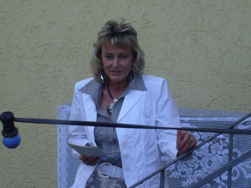 anita070.jpg